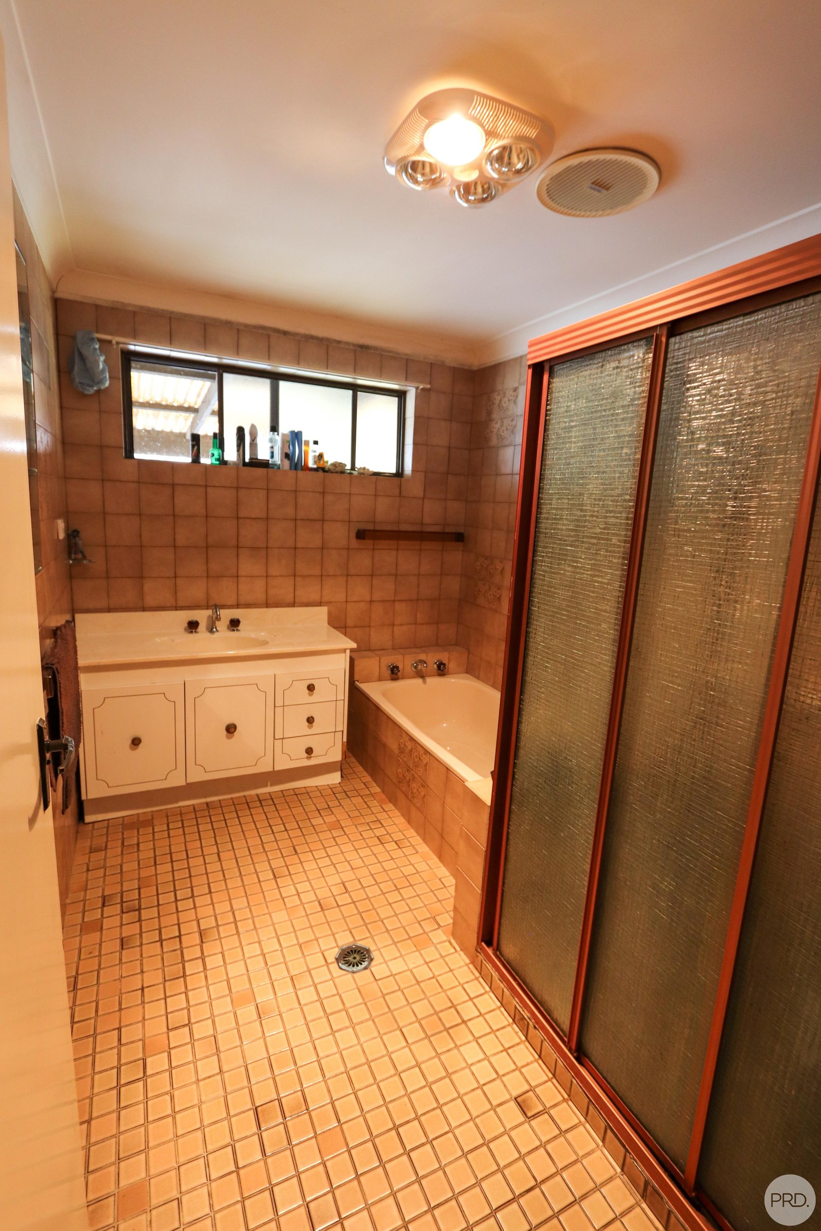 6 Selwyn Street TUMBARUMBA 8