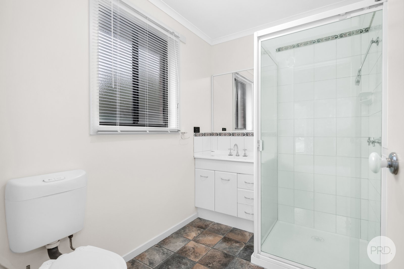 6 Shaftesbury Avenue DELACOMBE 6