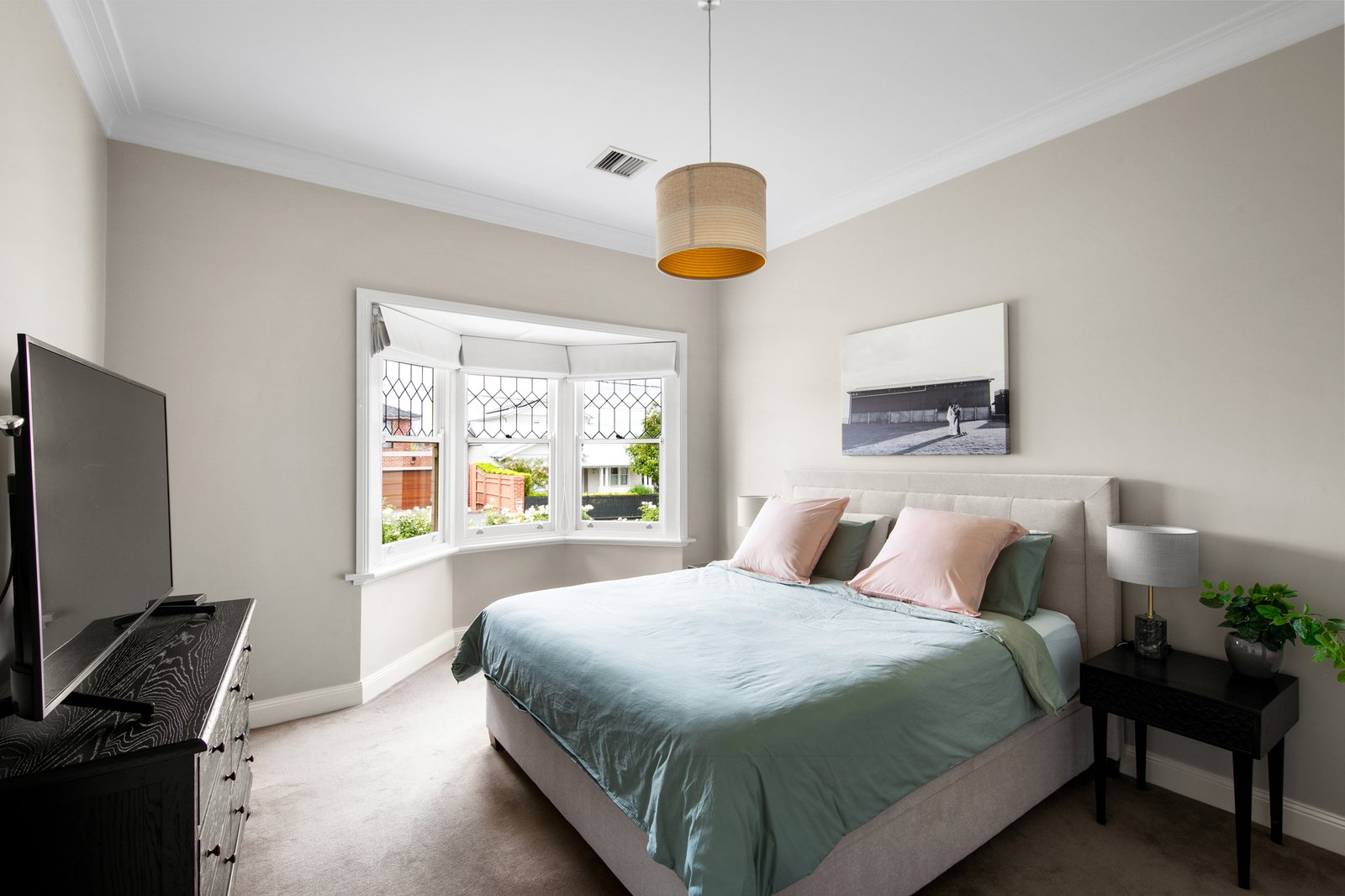 Real Estate and Property in 6 Shakespeare Avenue, Preston, VIC