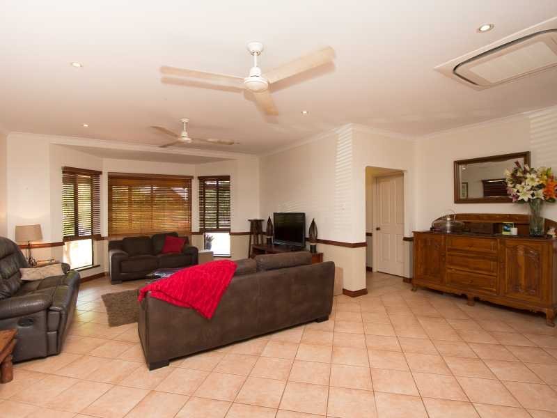 6 Shearwater Crescent DJUGUN 6
