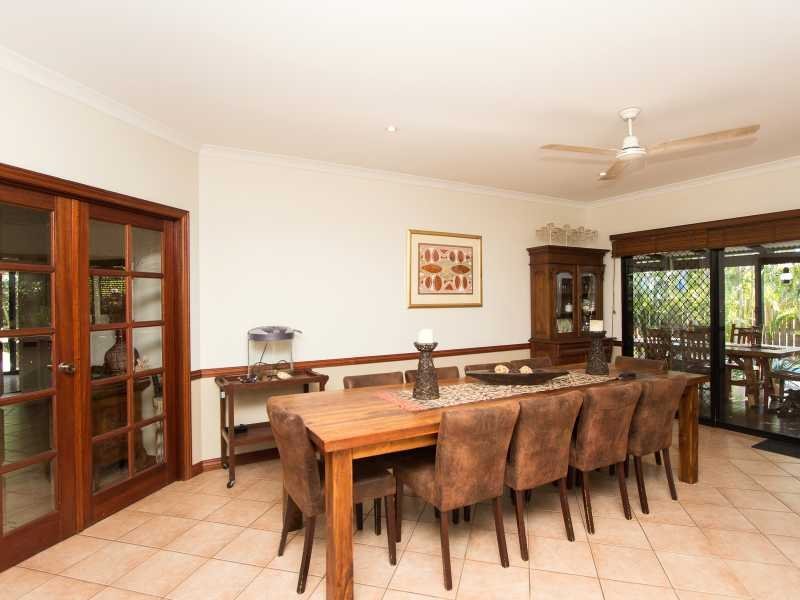 6 Shearwater Crescent DJUGUN 8