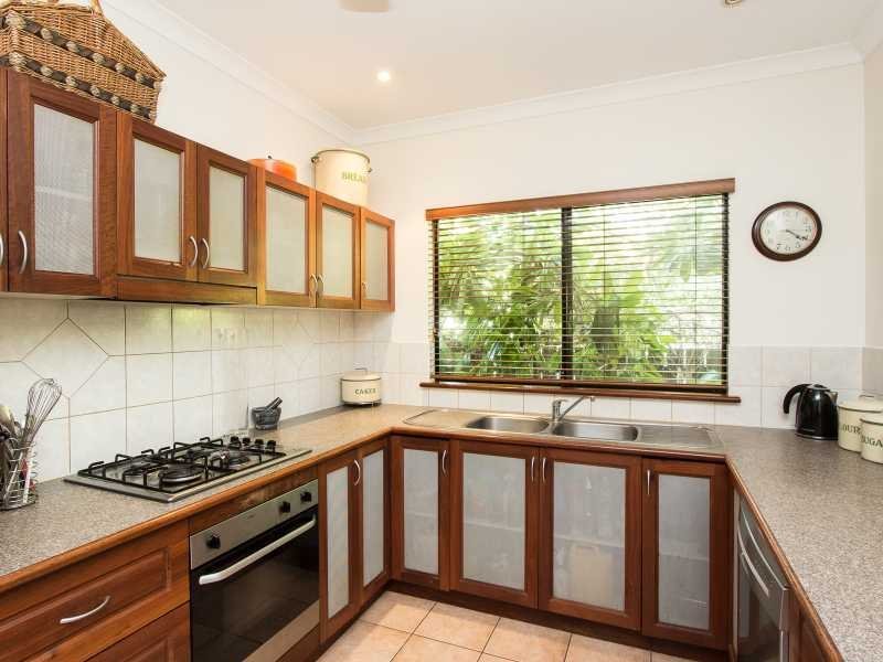 6 Shearwater Crescent DJUGUN 10