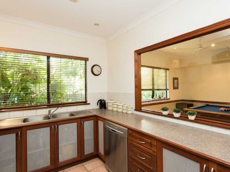 6 Shearwater Crescent DJUGUN 11