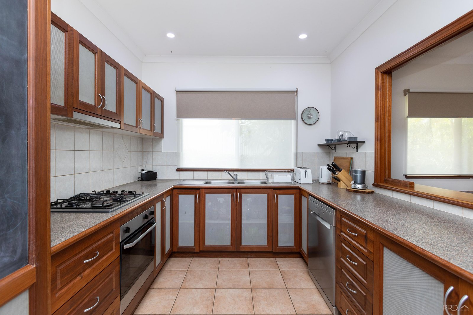 6 Shearwater Crescent DJUGUN 2