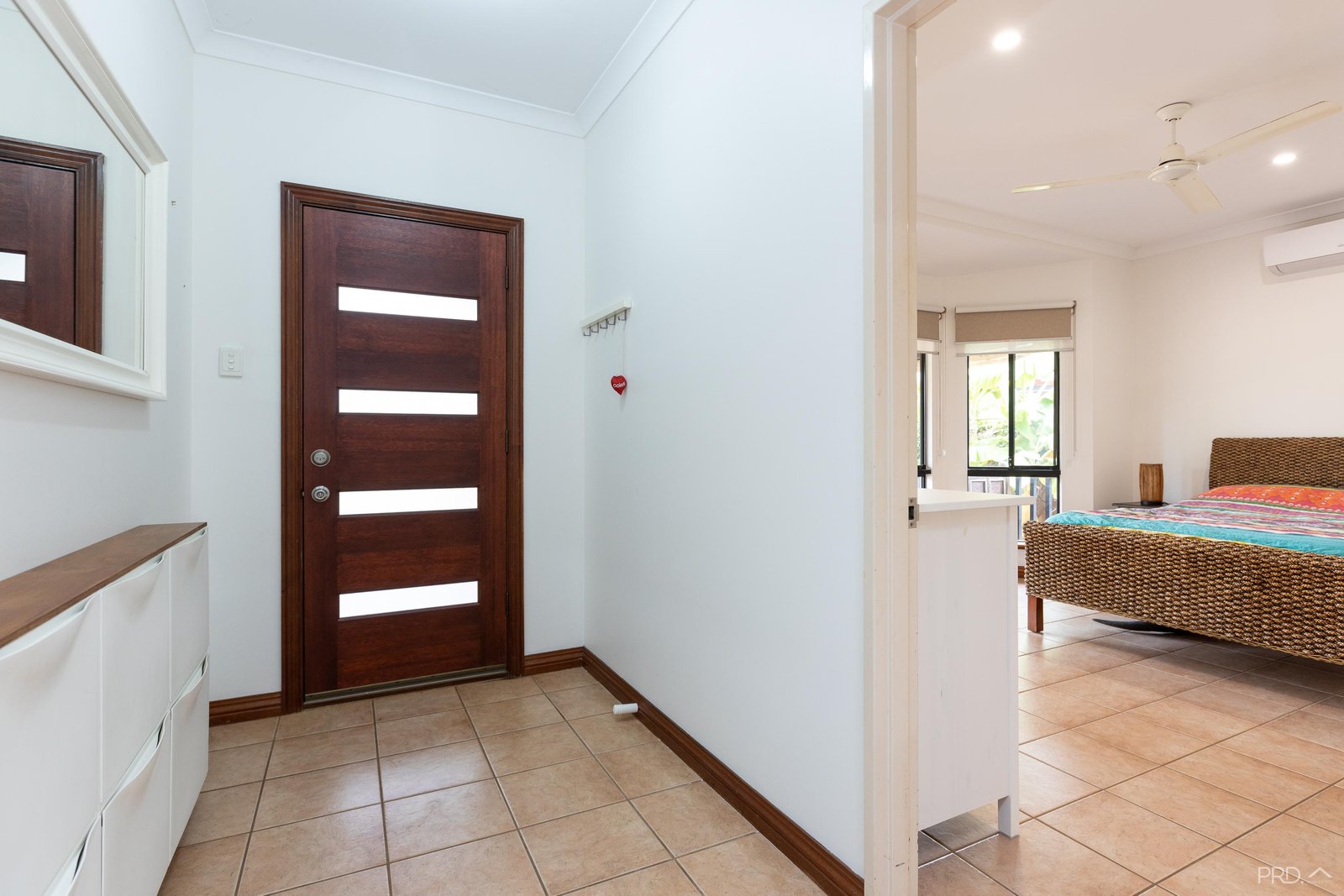 6 Shearwater Crescent DJUGUN 4