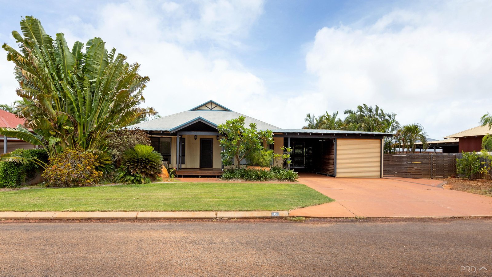 6 Shearwater Crescent DJUGUN 11