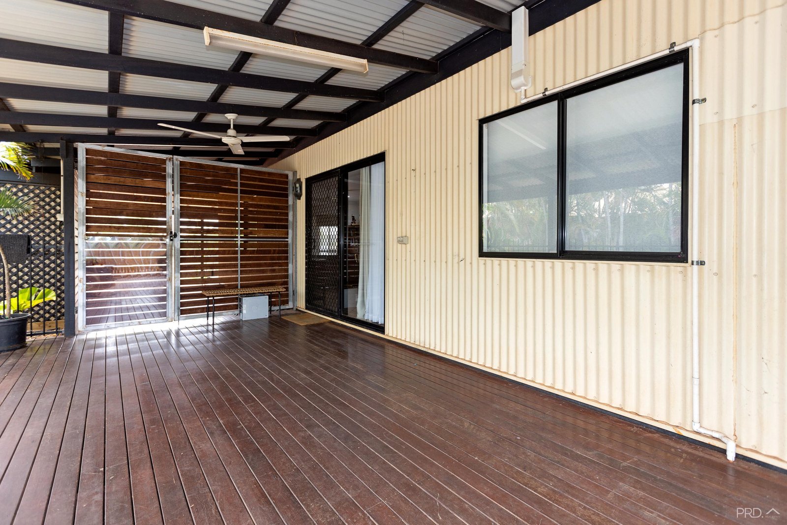 6 Shearwater Crescent DJUGUN 32