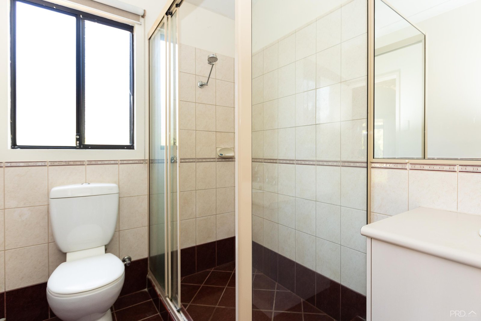 6 Shearwater Crescent DJUGUN 12