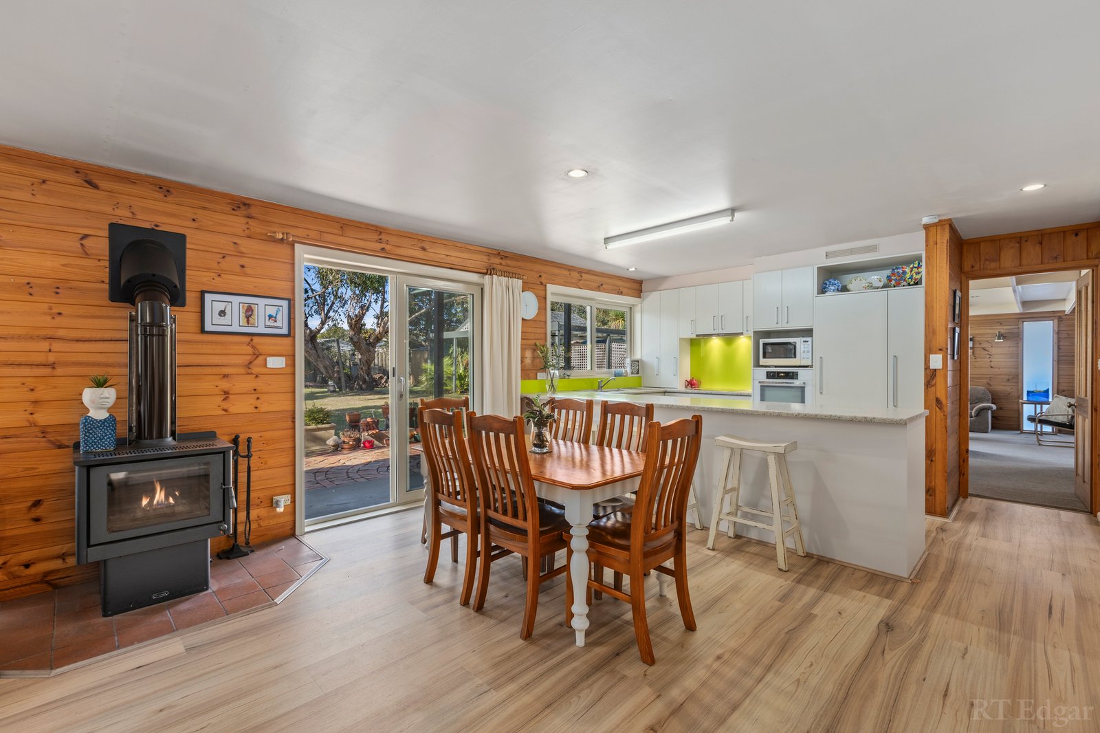 Real Estate and Property in 6 Sheoak Court, Ocean Grove, VIC