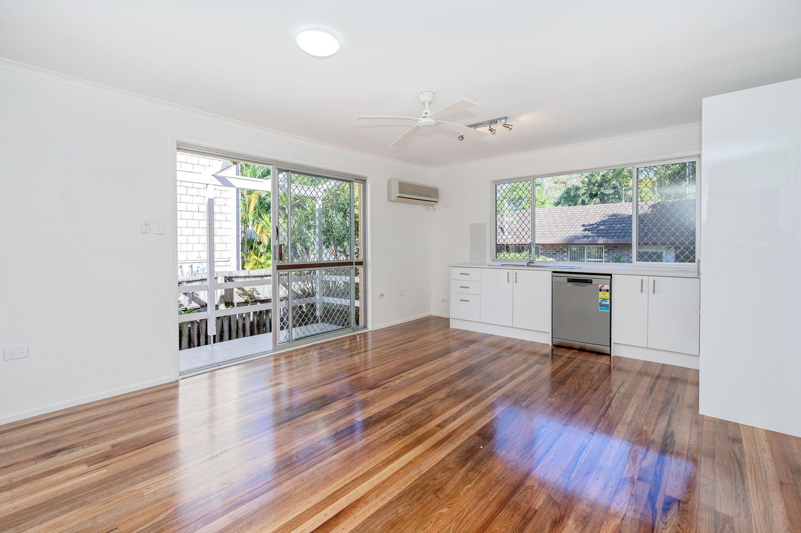 6 Shillito Street SOUTHPORT 4