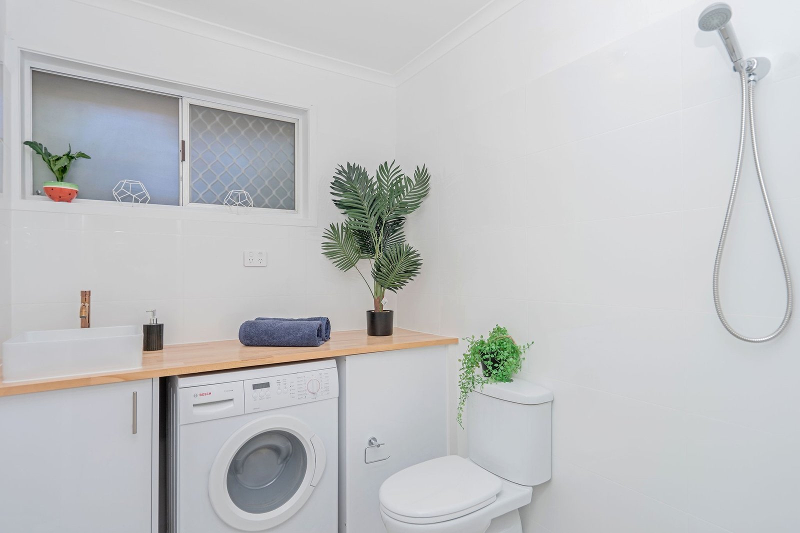 6 Shillito Street SOUTHPORT 9