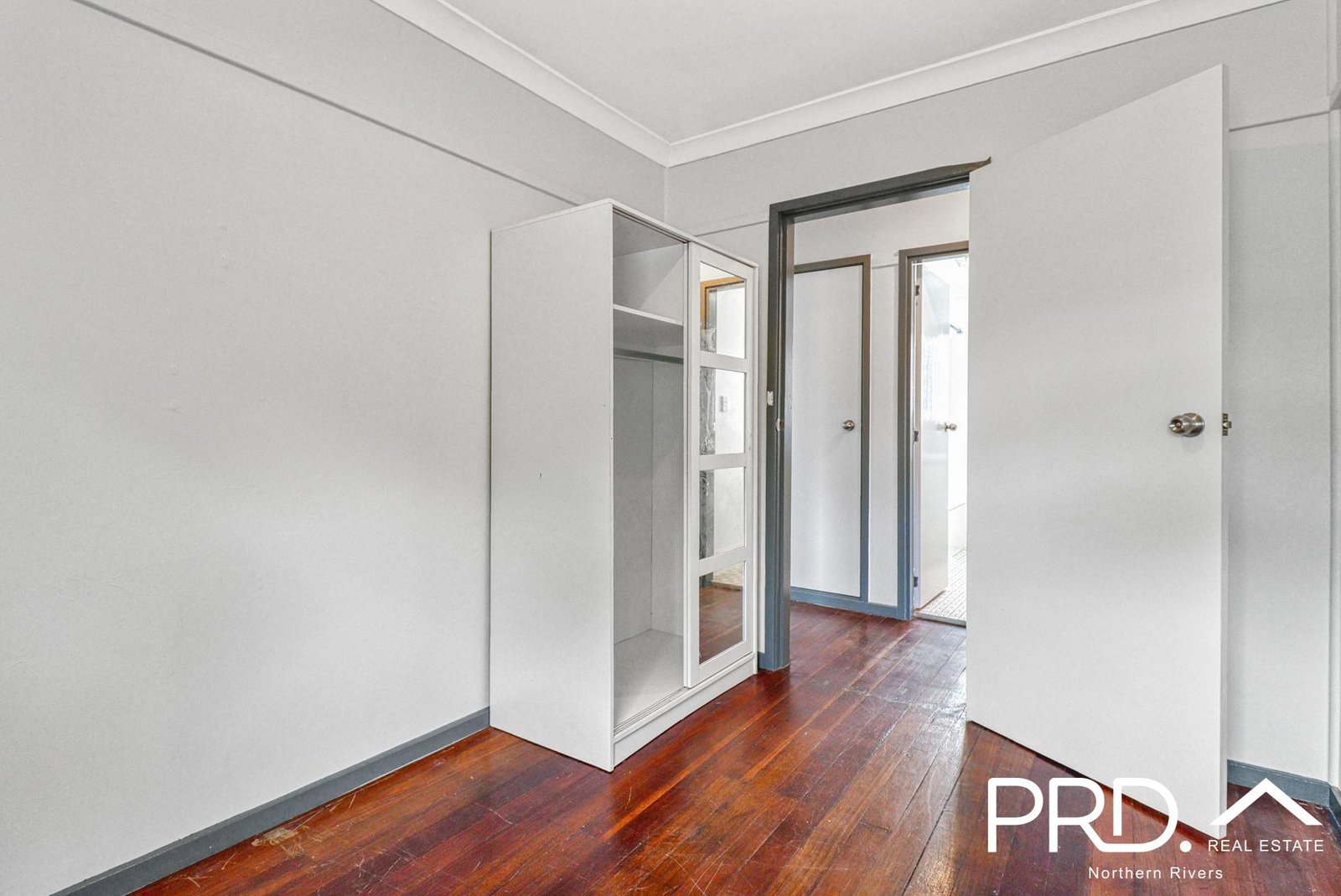 6 Short Street CASINO 7