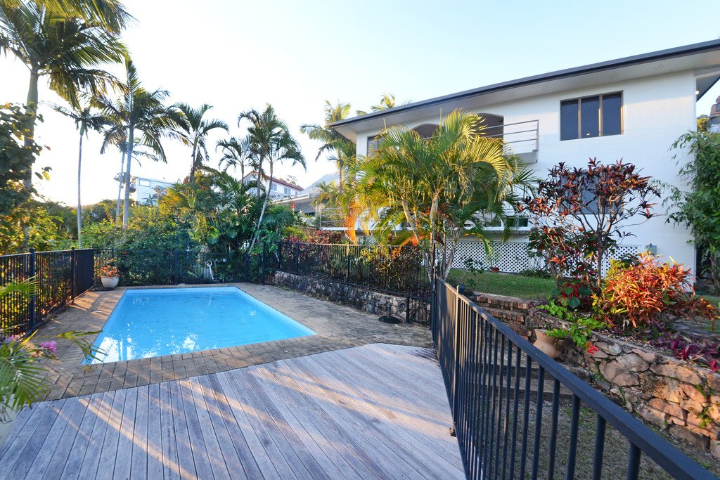 6 Shutehaven Close SHUTE HARBOUR 10