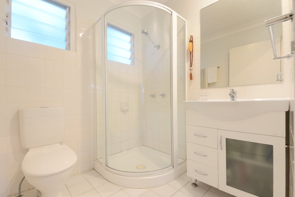 6 Shutehaven Close SHUTE HARBOUR 17