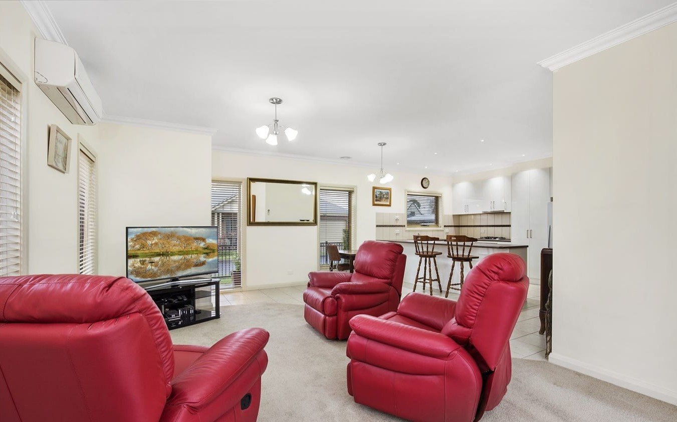 Gallery: 6 Silk Avenue