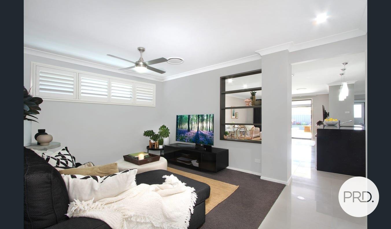 6 Siltstone Avenue HORSLEY 2