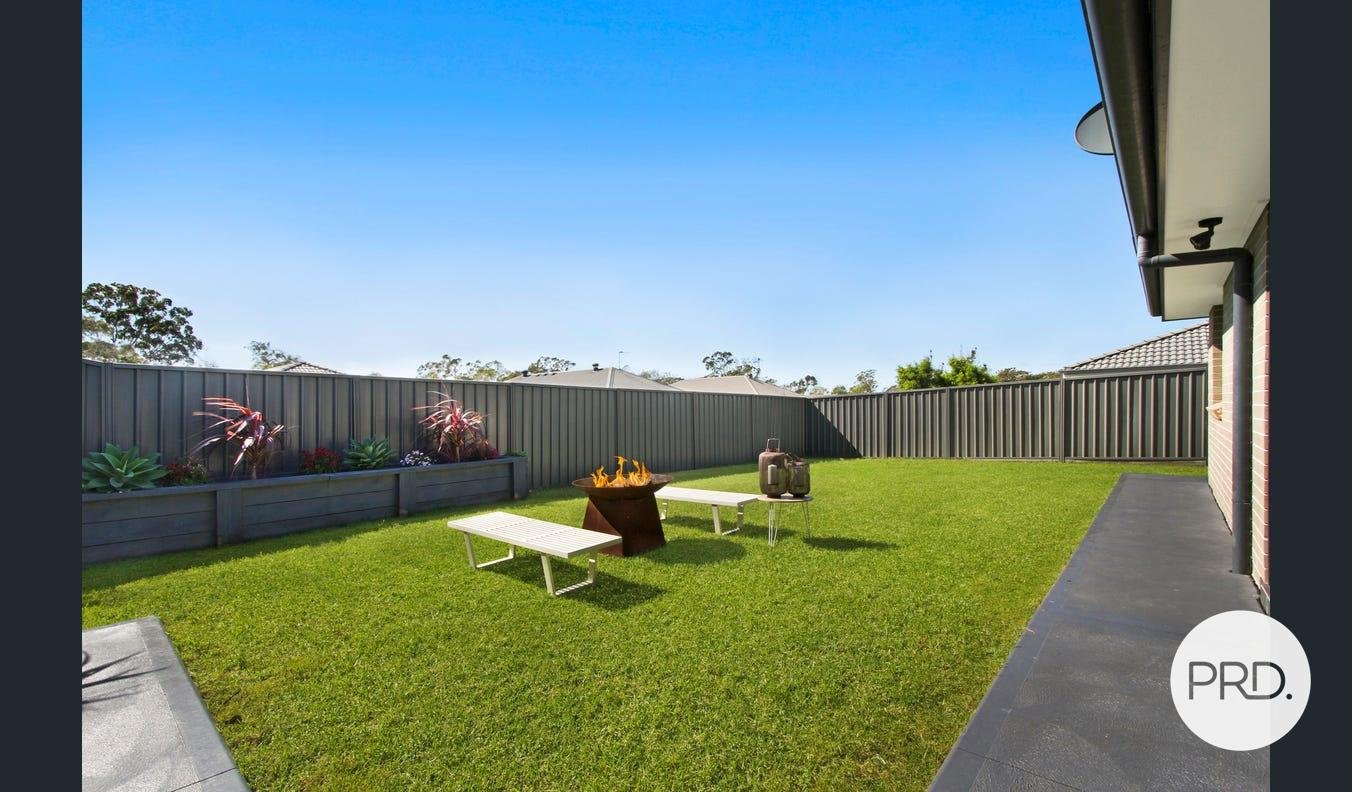 6 Siltstone Avenue HORSLEY 9