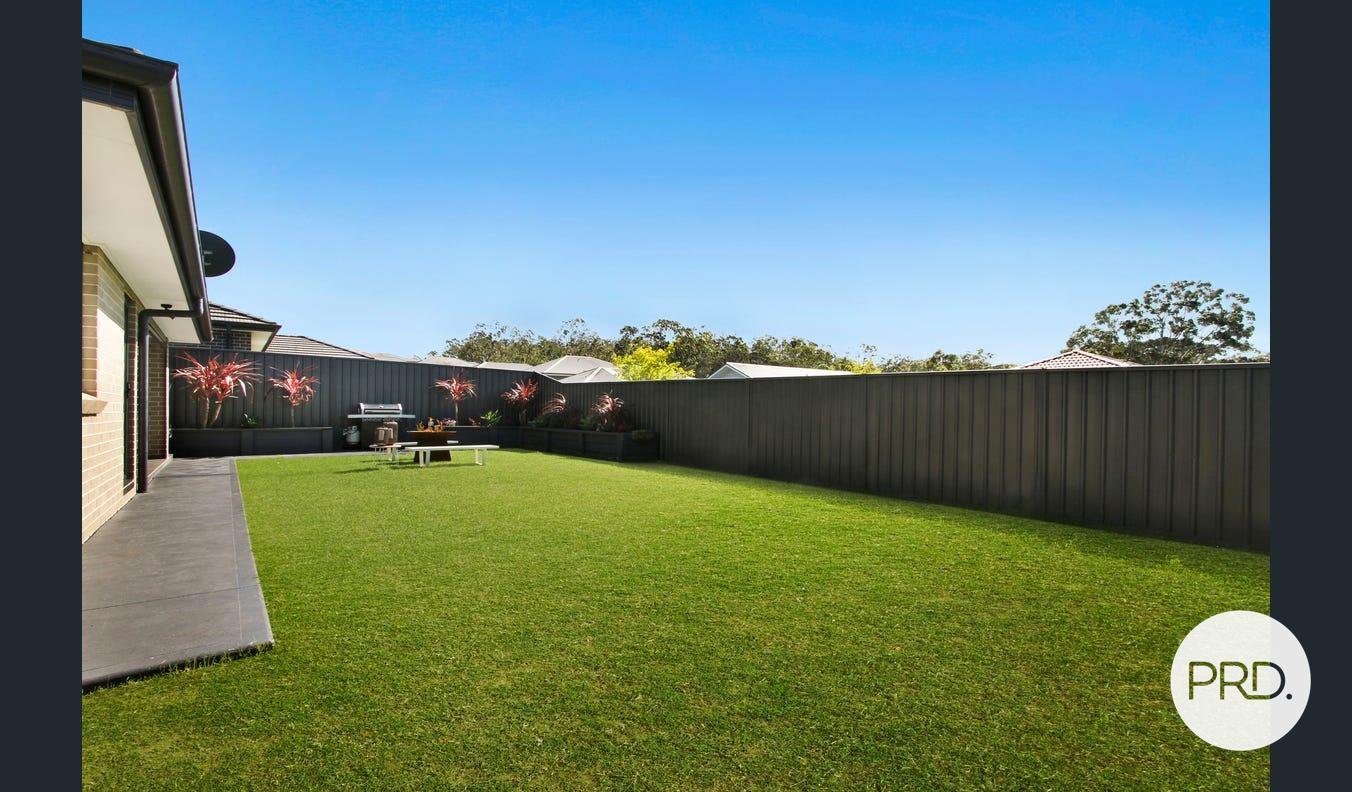 6 Siltstone Avenue HORSLEY 10