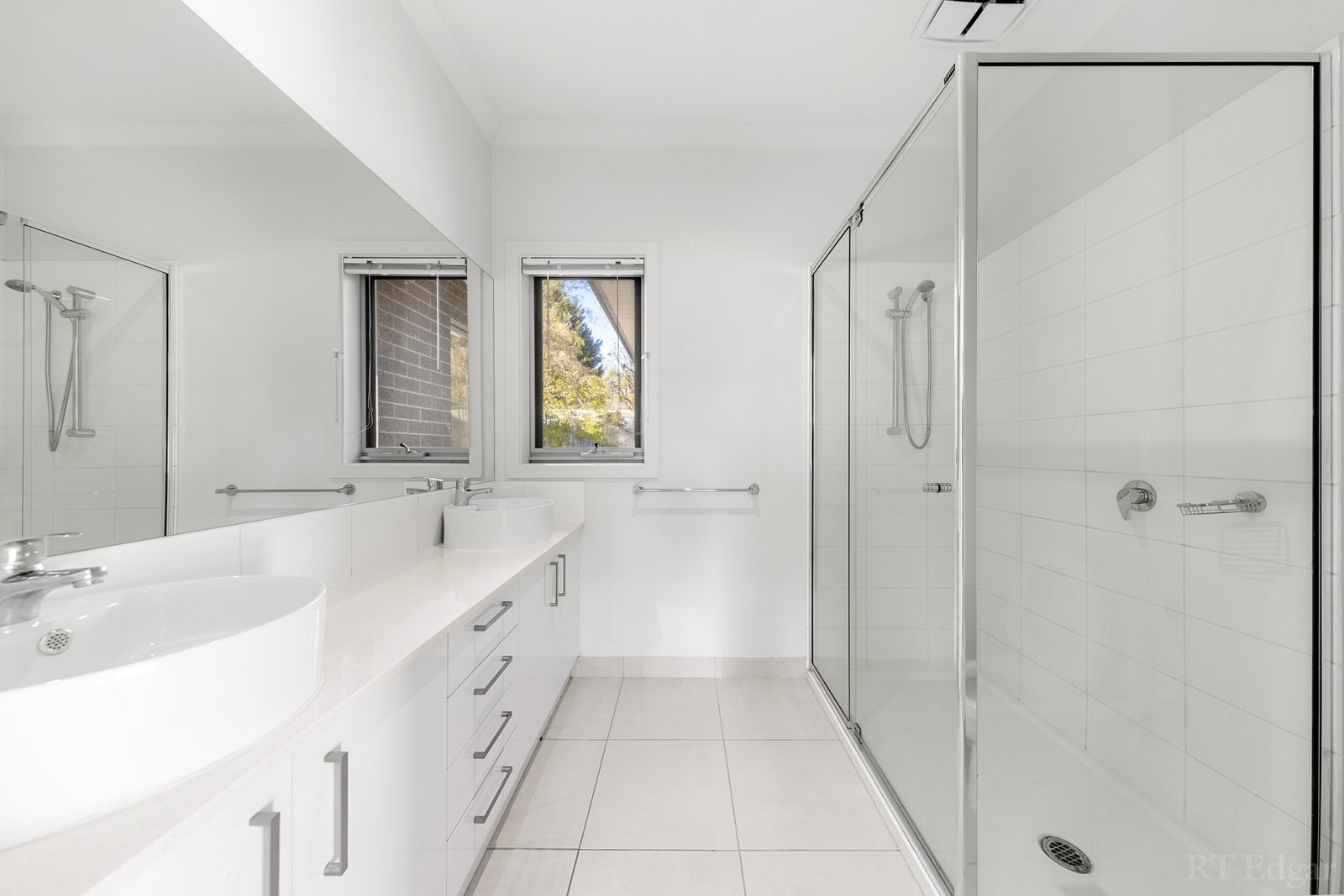 Real Estate and Property in 6 Silvergrass Court, Croydon, VIC