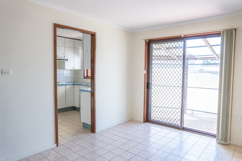 6 Simpson Ave  FOREST HILL 5