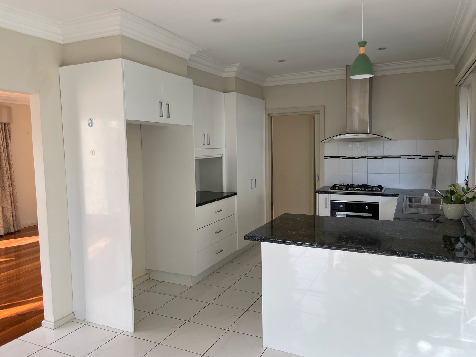 Gallery: 6 South Valley Road