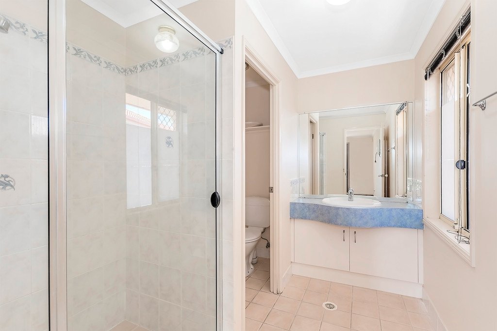 6 Sparford Close MUDGEERABA 8