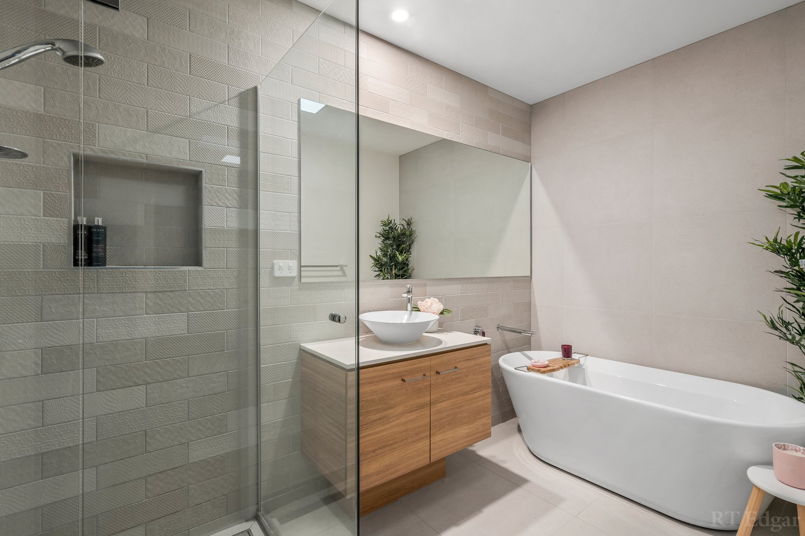 Real Estate and Property in 6 Speke Street, Ocean Grove, VIC