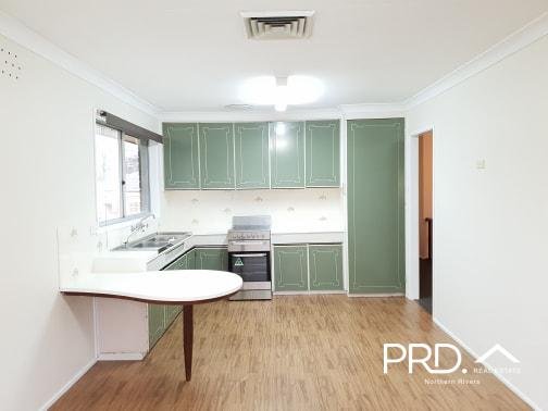 6 Springwood Drive LISMORE 4