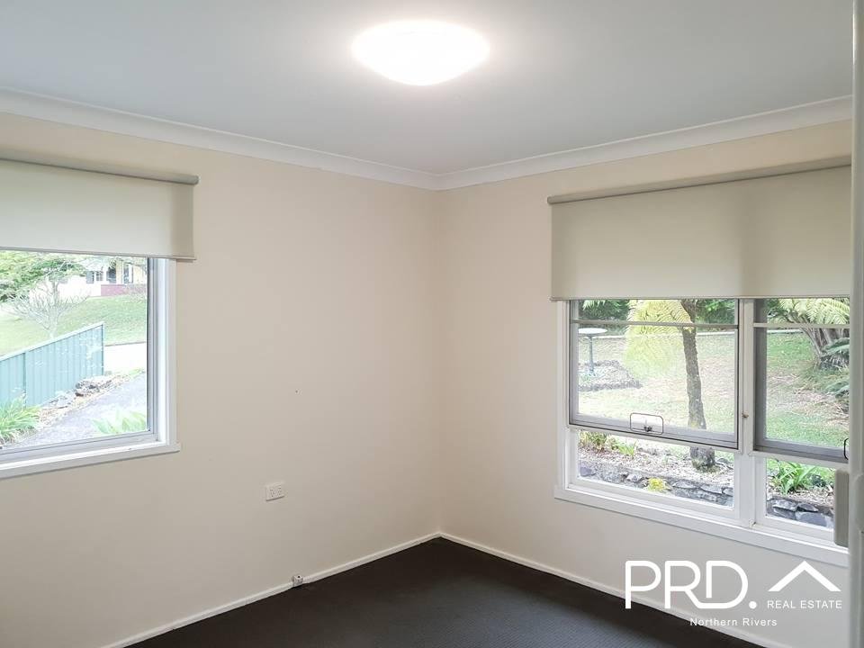 6 Springwood Drive LISMORE 8
