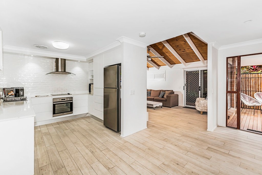 6 St Andrews Glade ROBINA 3
