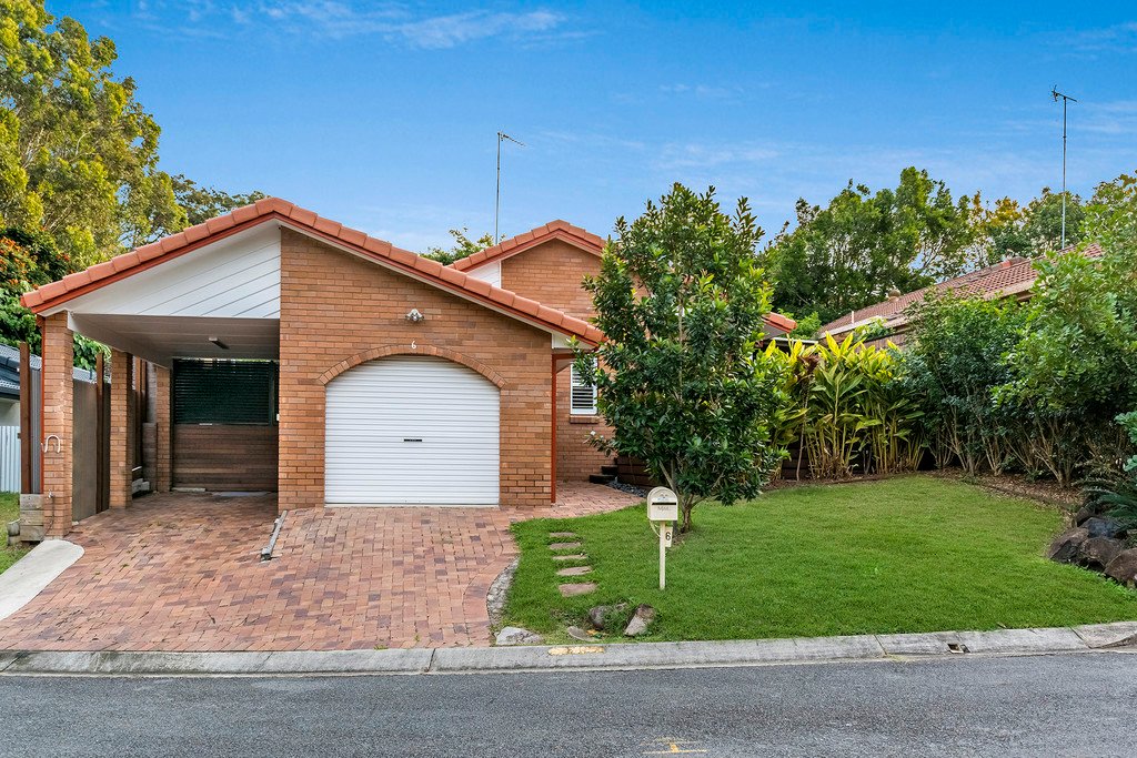6 St Andrews Glade ROBINA 12