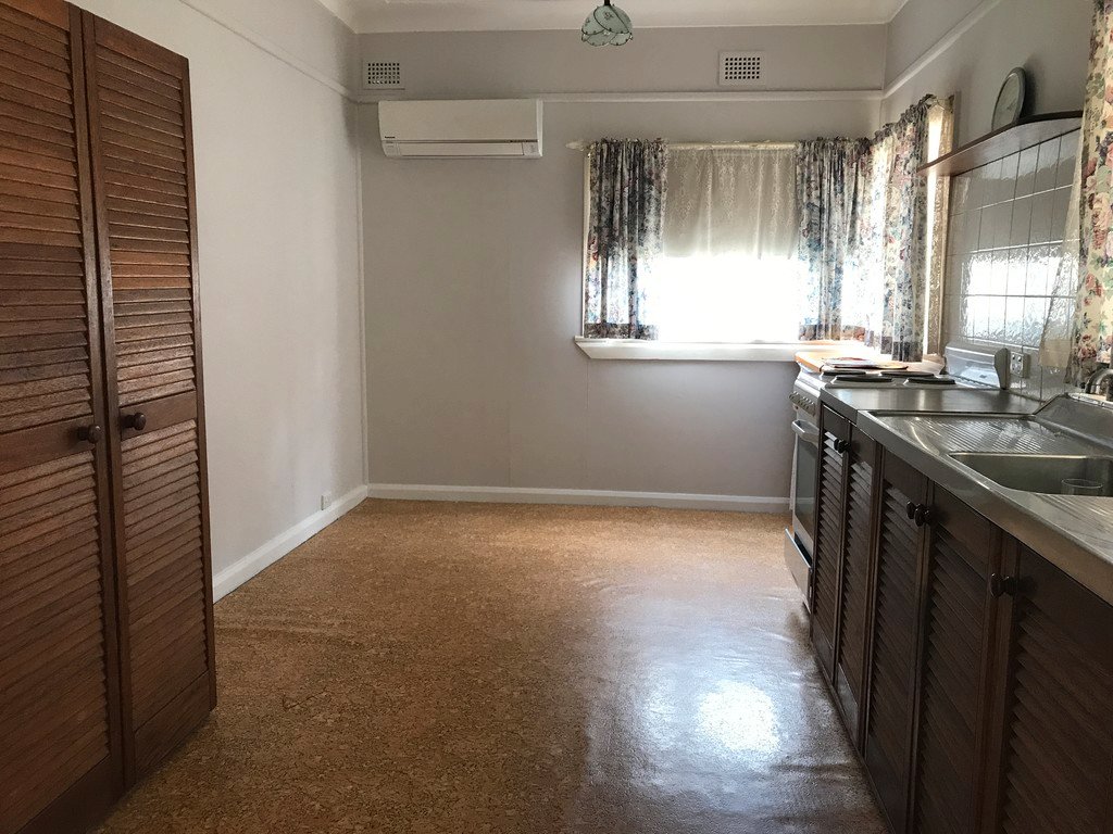 6 Stafford Street KINGSWOOD 2