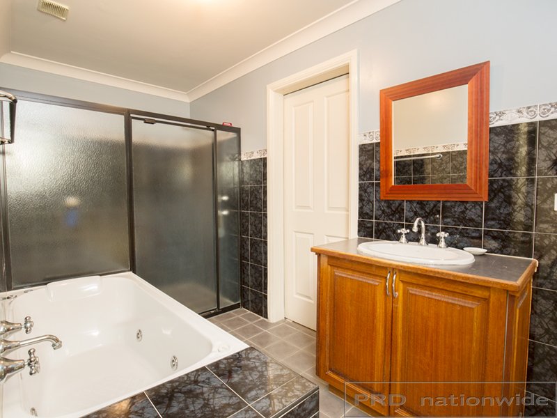 6 Stanley Close BOLWARRA HEIGHTS 13
