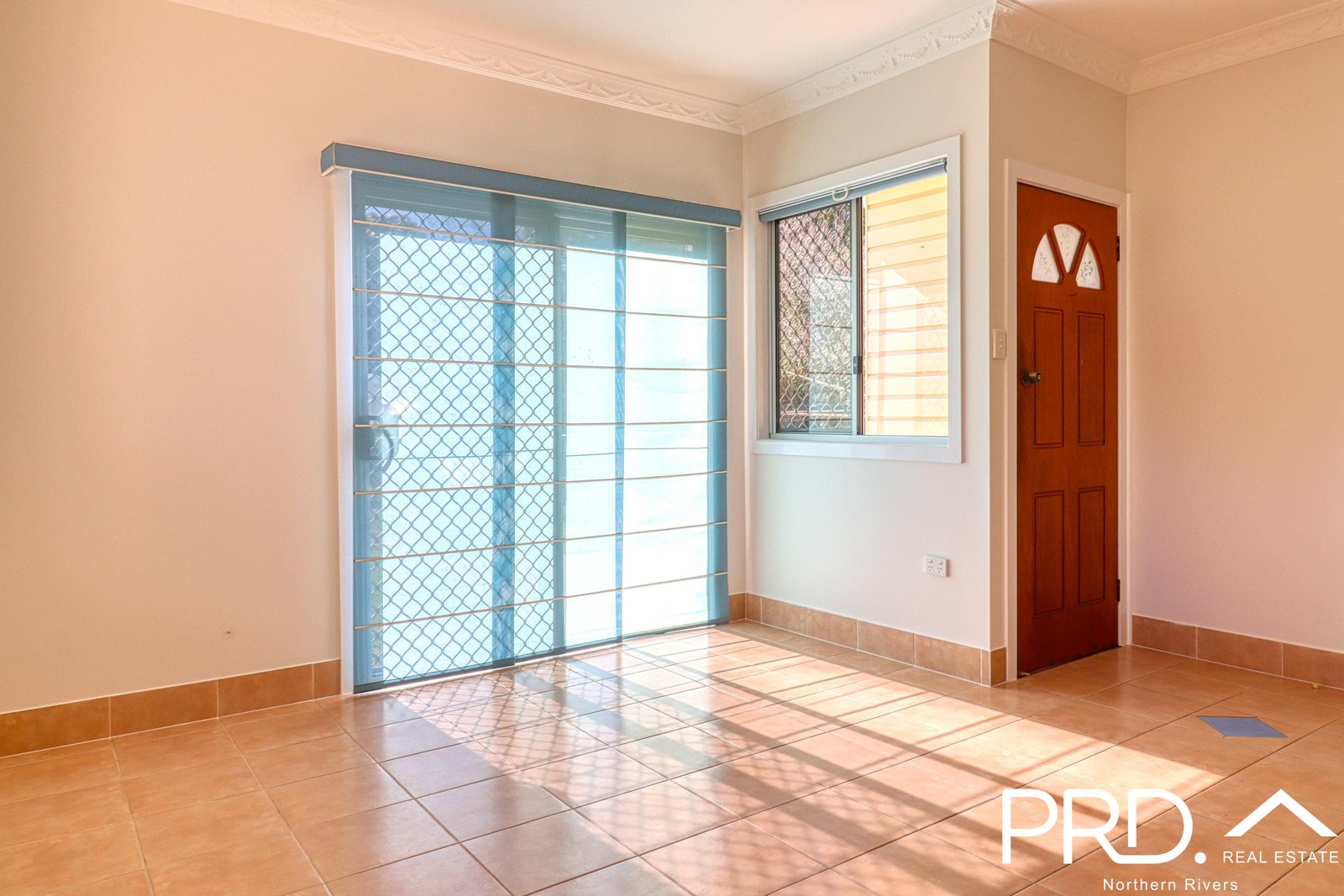 6 Stapleton Avenue CASINO 5