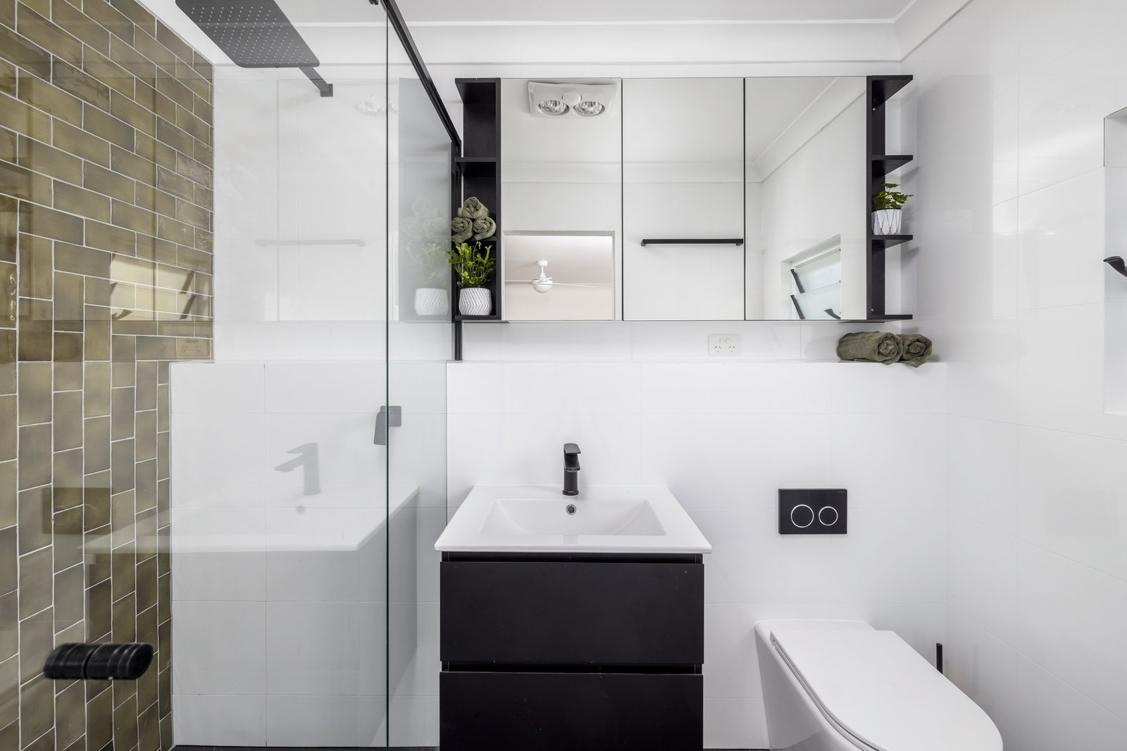 6 Starboard Close SALAMANDER BAY 13