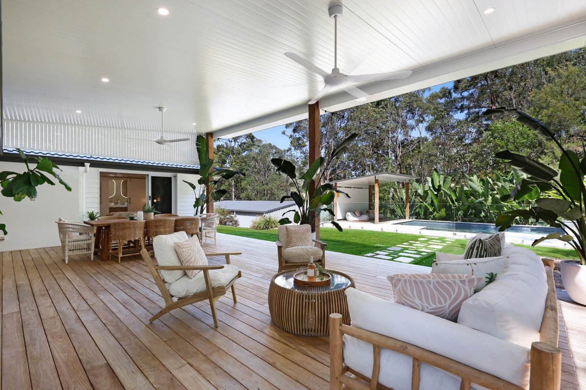 6 Stirling Court Bonogin 1