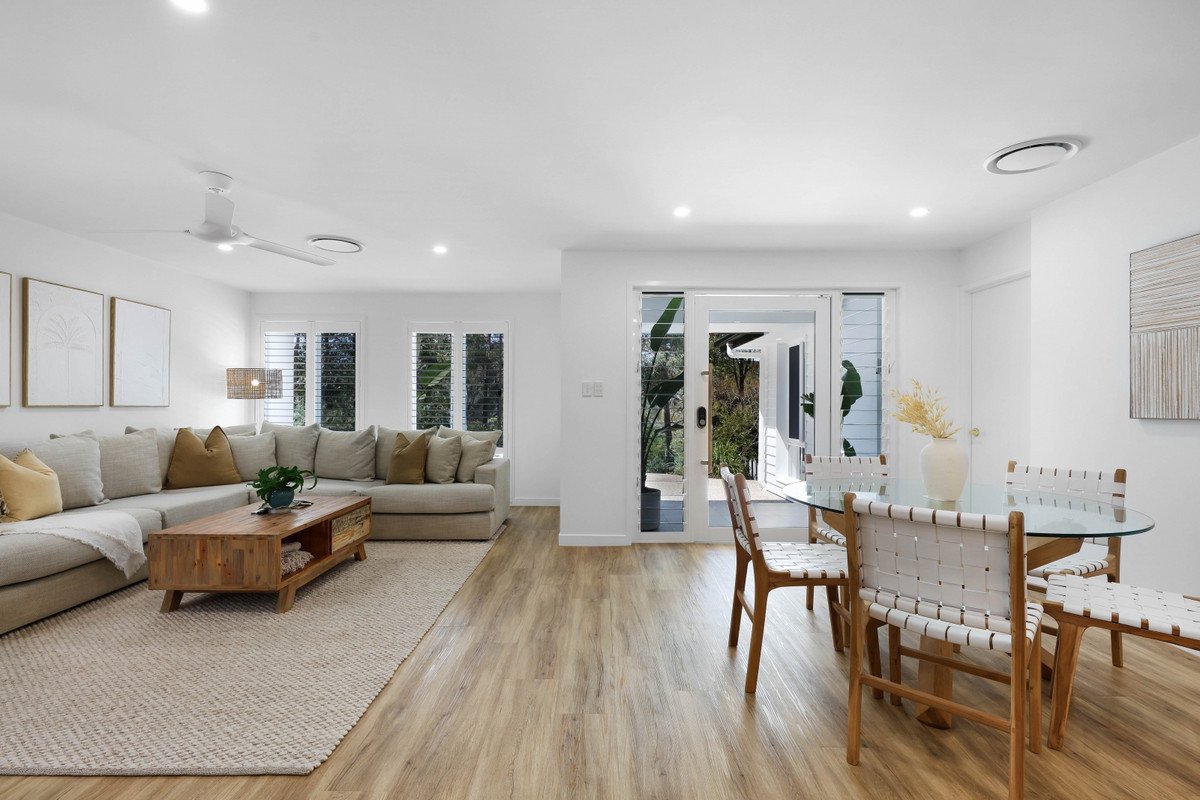 6 Stirling Court Bonogin 11