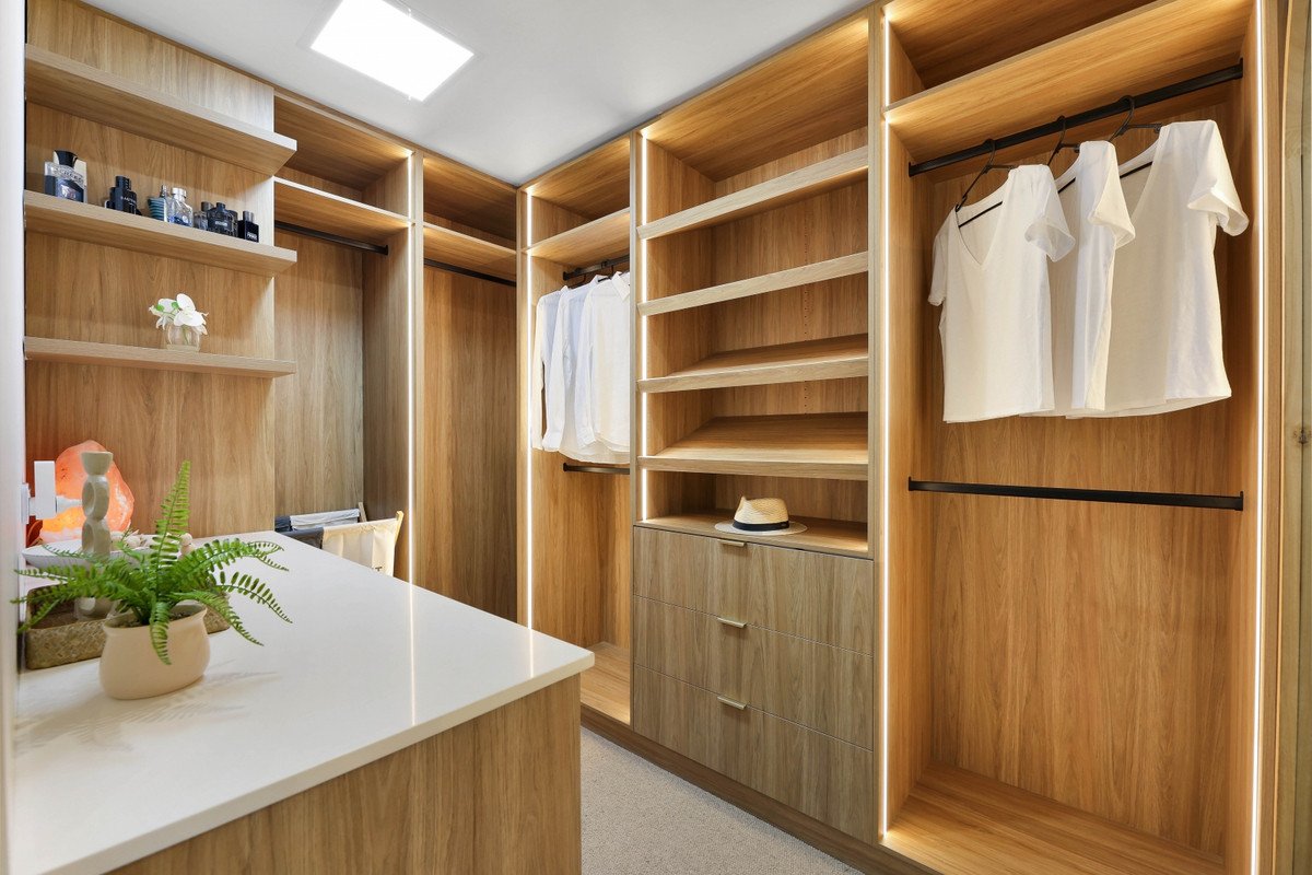 6 Stirling Court Bonogin 25