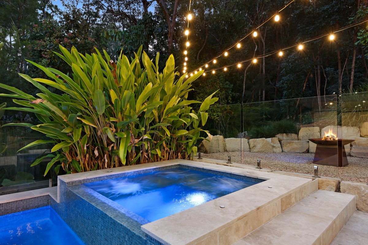 6 Stirling Court Bonogin 31