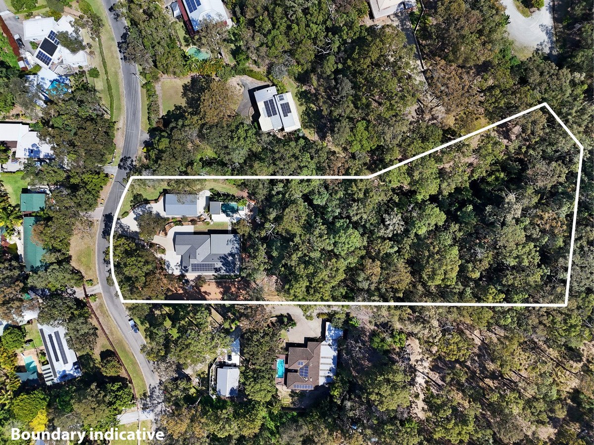 6 Stirling Court Bonogin 34