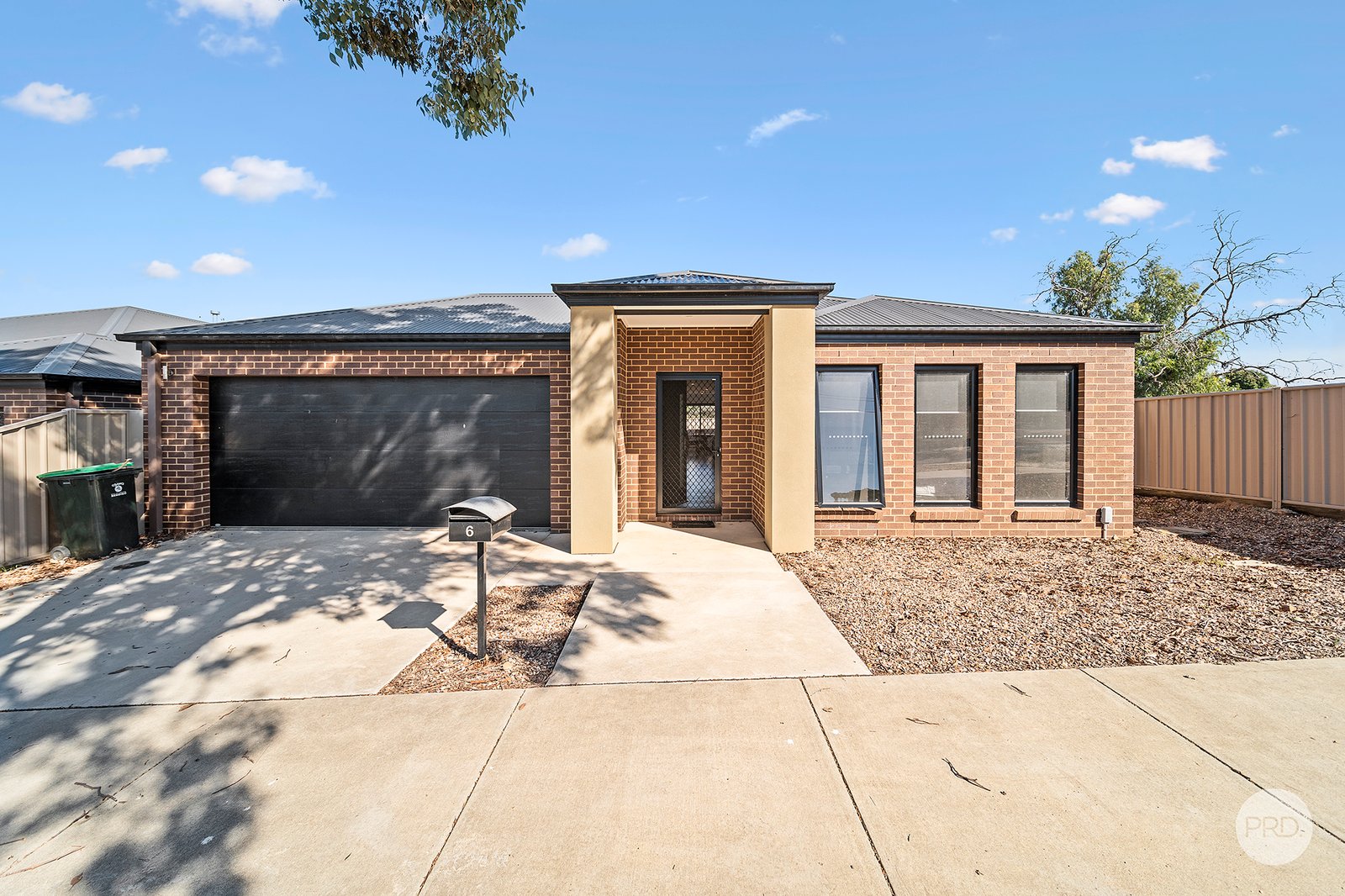 6 Stoneham Street GOLDEN SQUARE 1