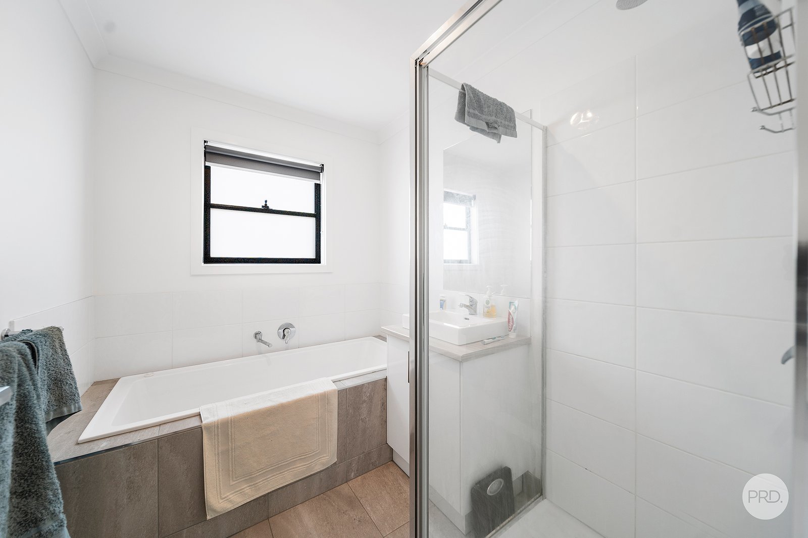 6 Stoneham Street GOLDEN SQUARE 9