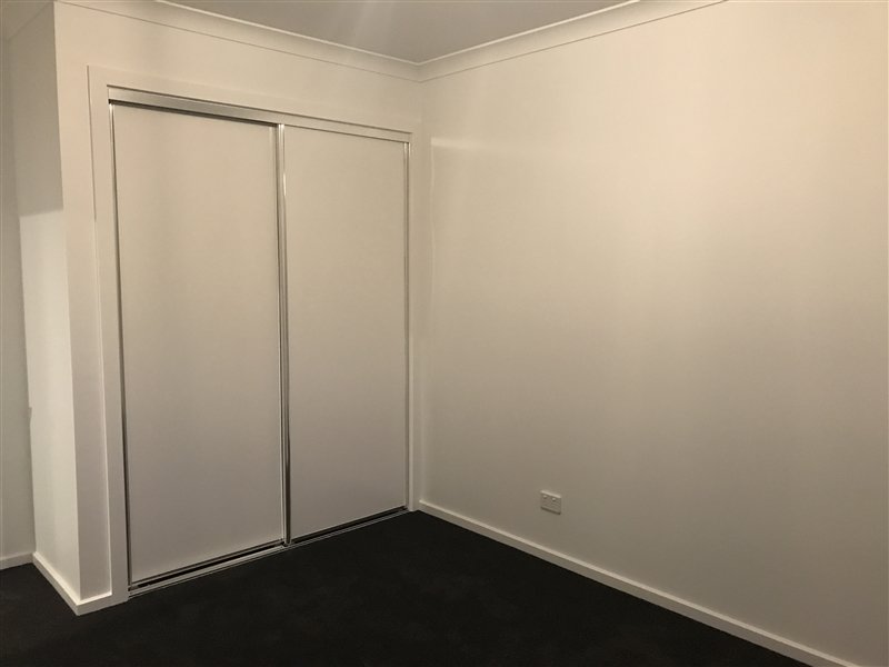 6 Stoneham Street GOLDEN SQUARE 5