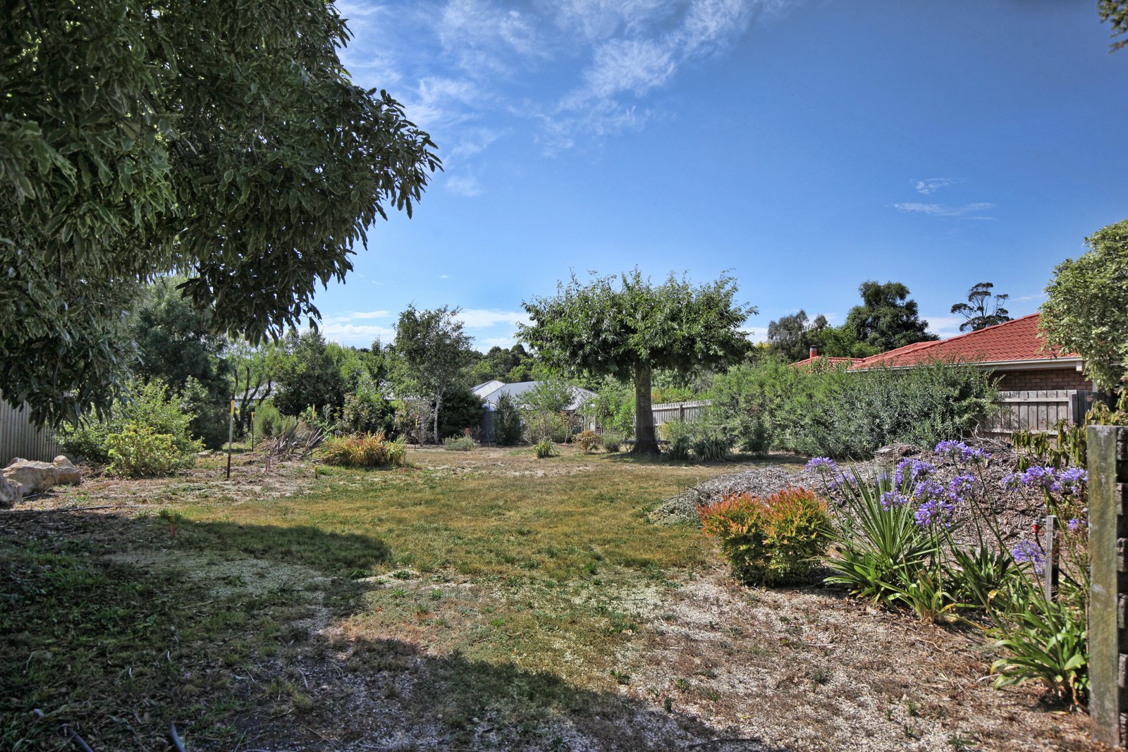 Real Estate and Property in 6 Stuart Drive, Woodend, VIC