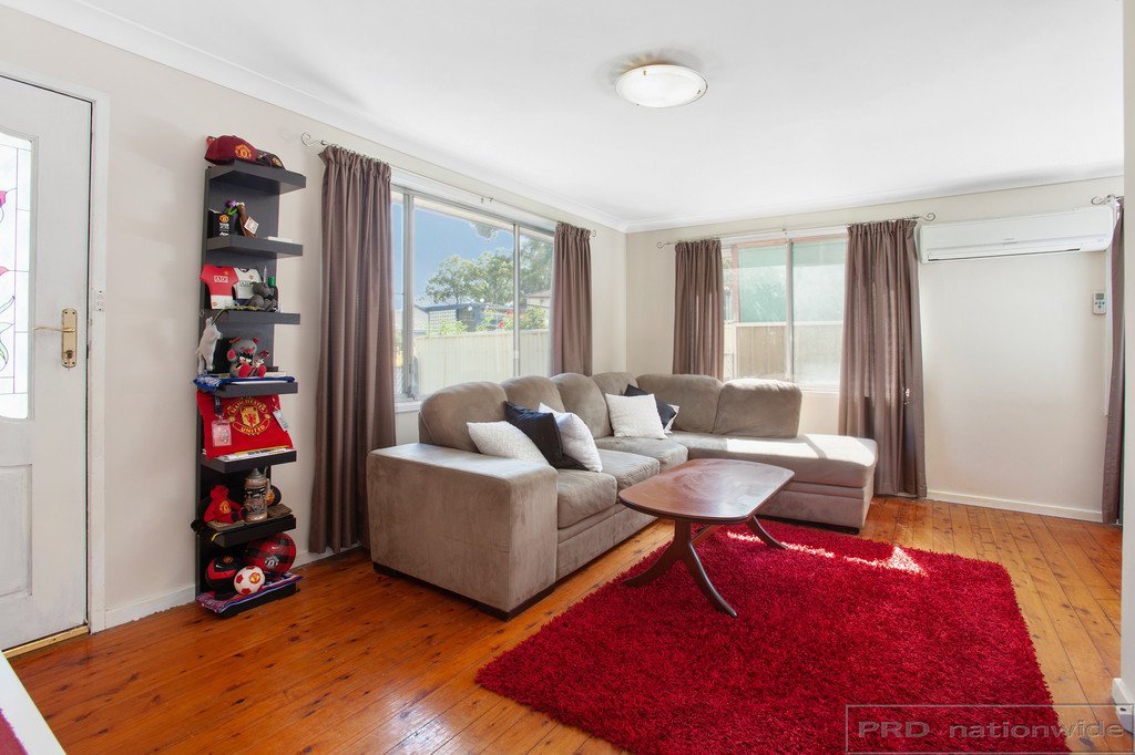 6 Sulman Close THORNTON 2