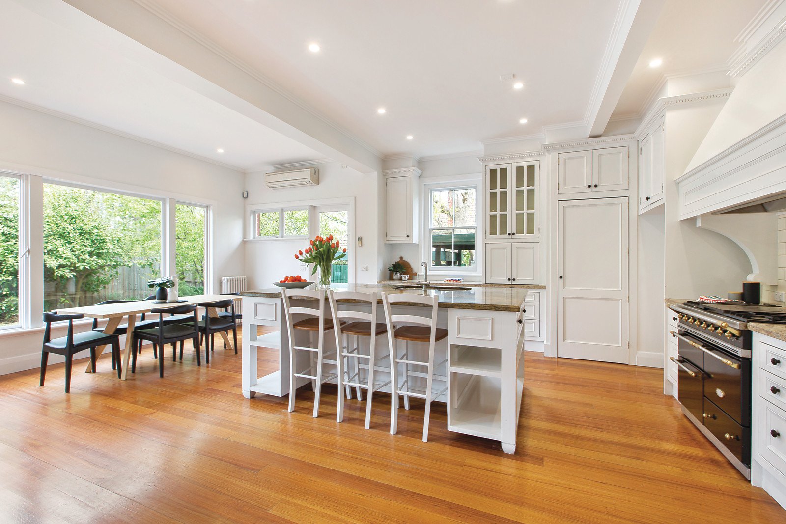 6 Summerlea Grove, Hawthorn, VIC