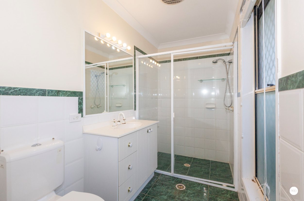 6 Suncrest Court PARKWOOD 12