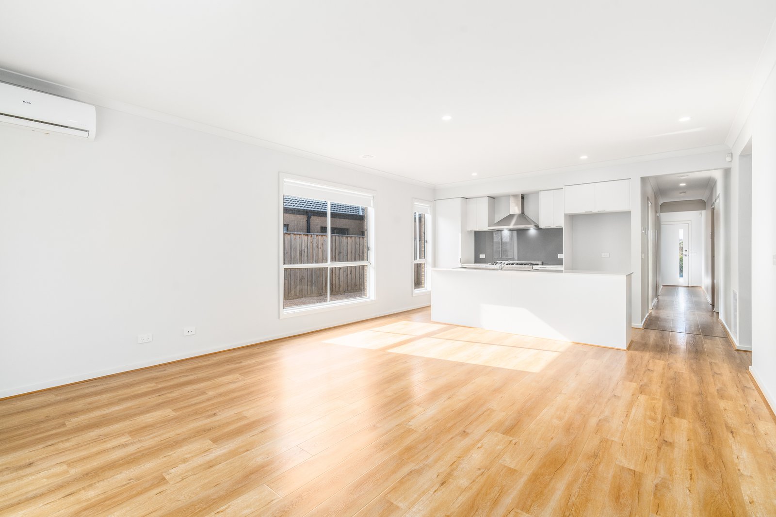 Gallery: 6 Sunrise Crescent