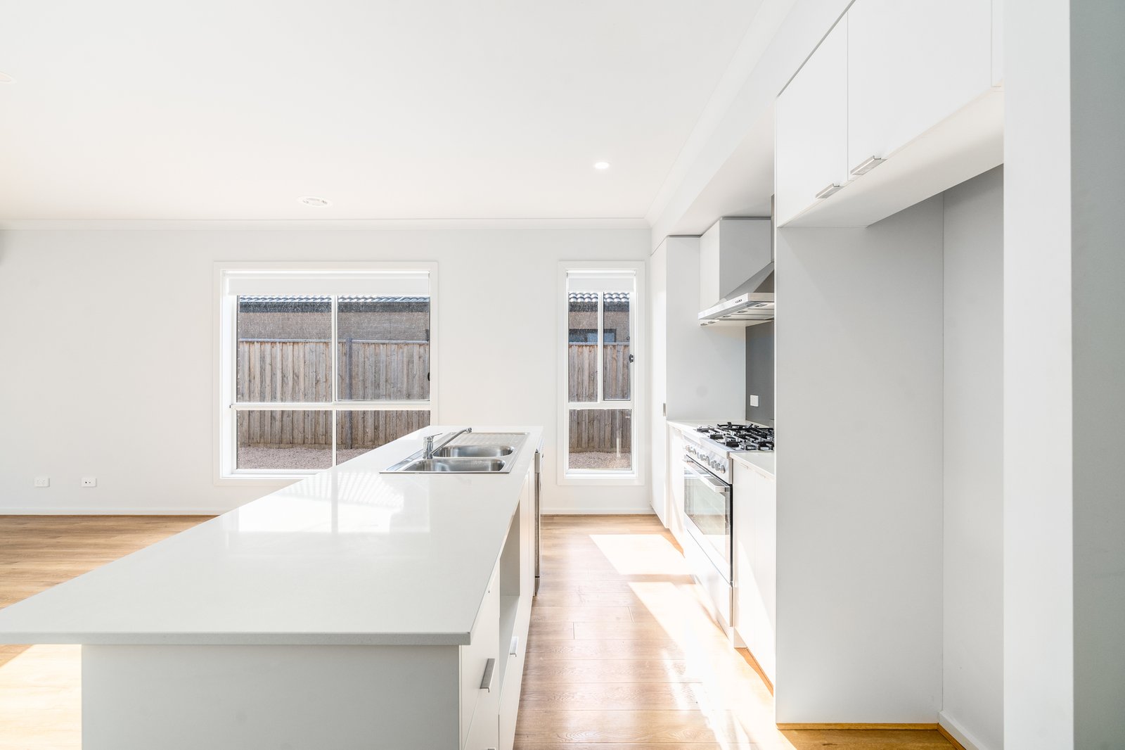 Gallery: 6 Sunrise Crescent
