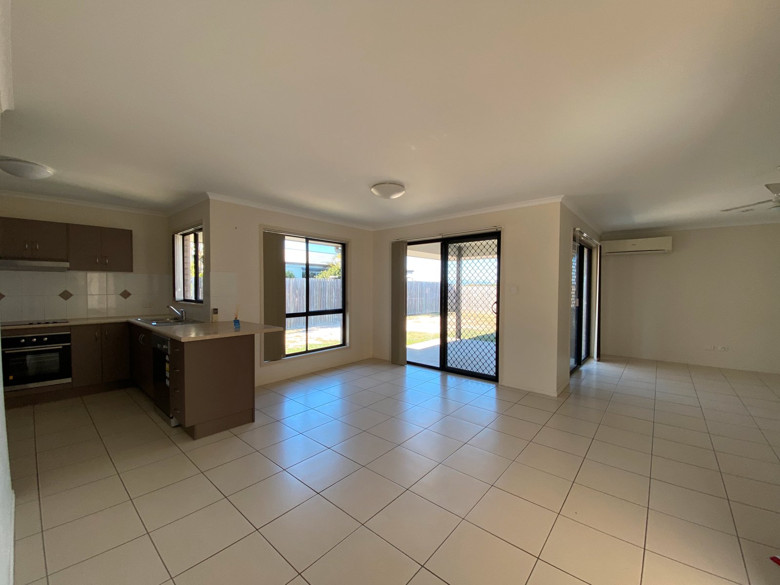 6 SURITA Court BOYNE ISLAND 3